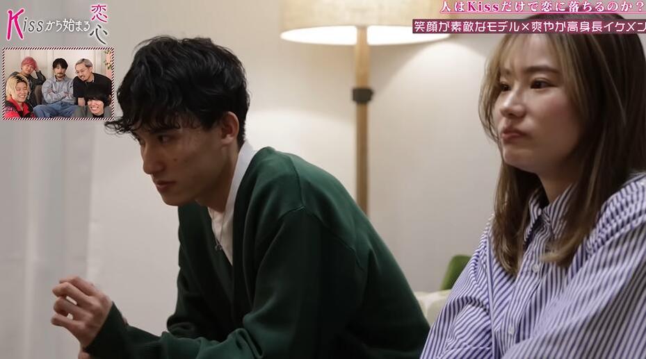 《接吻恋爱》在线观看：调查陌生男女30分钟接吻相亲真相